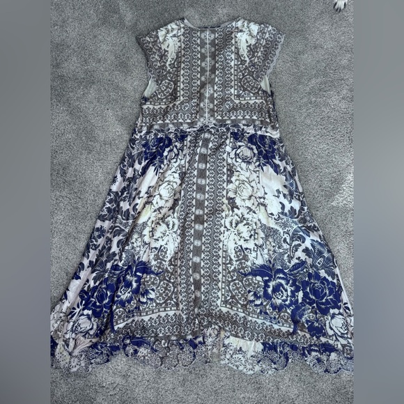 Johnny Was 100% Silk Filo Lucy MIDI Dress Size M Like new Condition - Picture 7 of 8